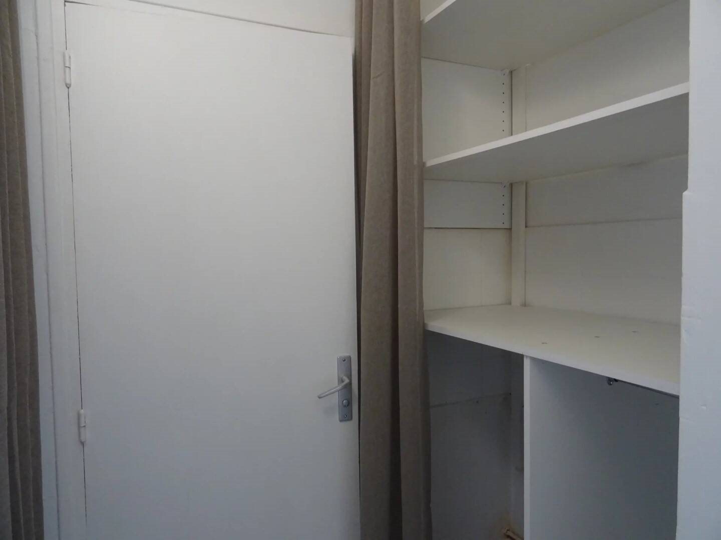 Appartement à louer, 23m², Nîmes