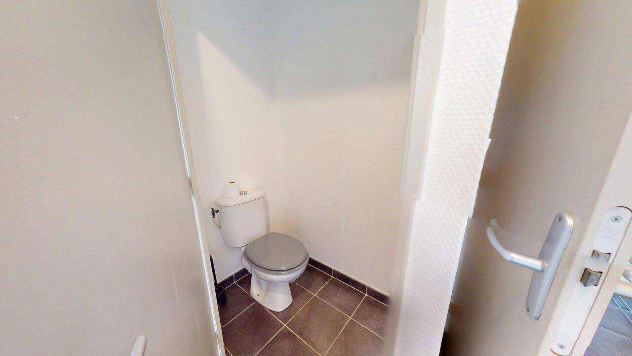 Appartement à louer, 10m², Vénissieux