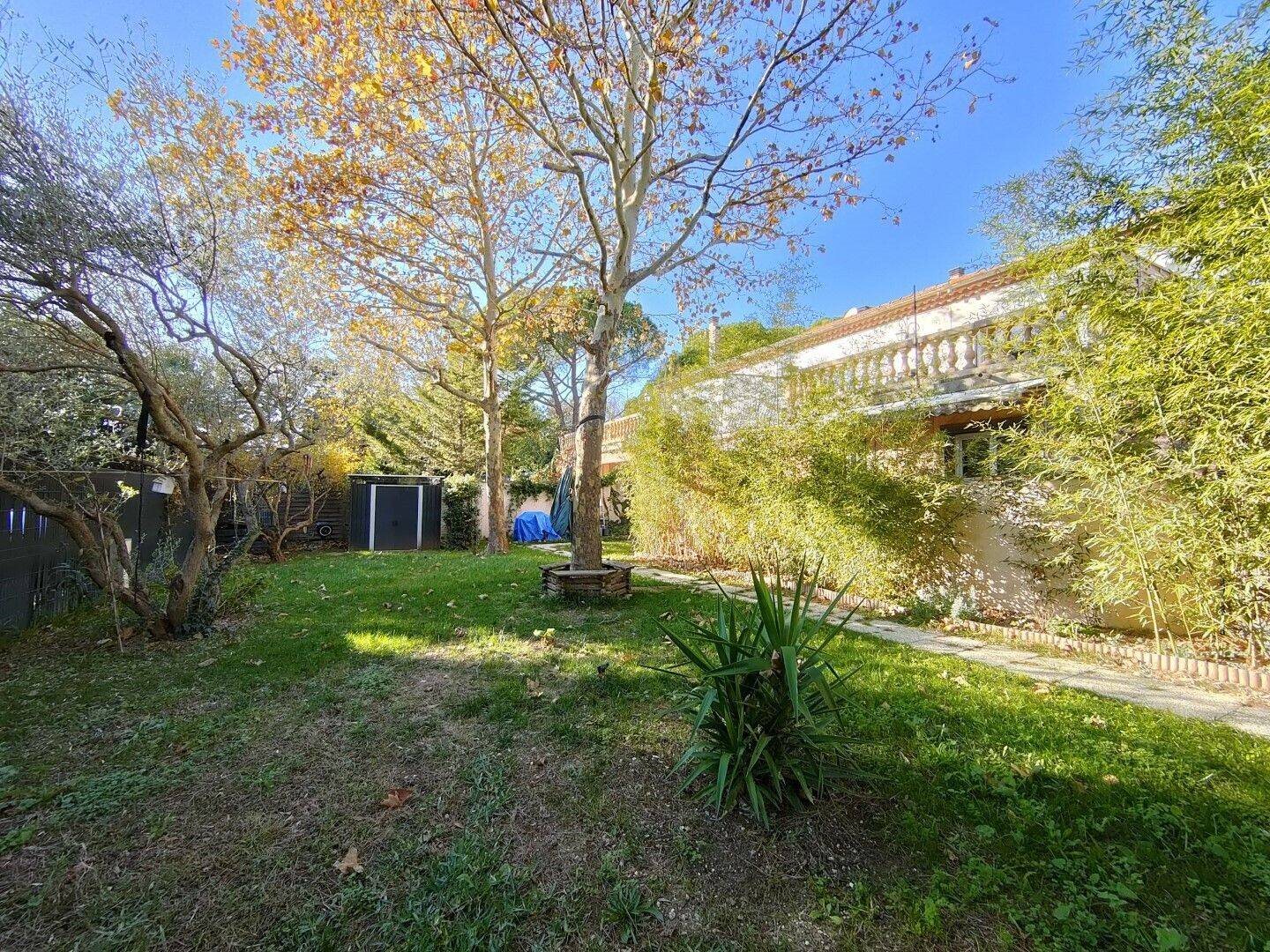 Maison à louer, 98m², Nîmes