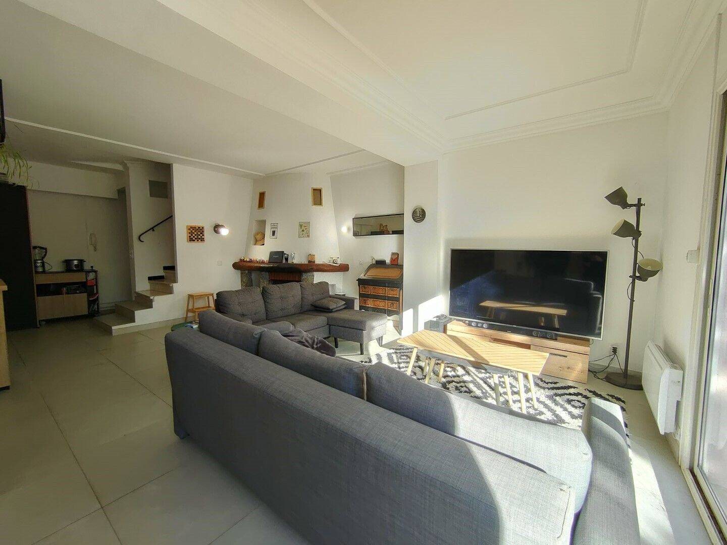 Maison à louer, 98m², Nîmes