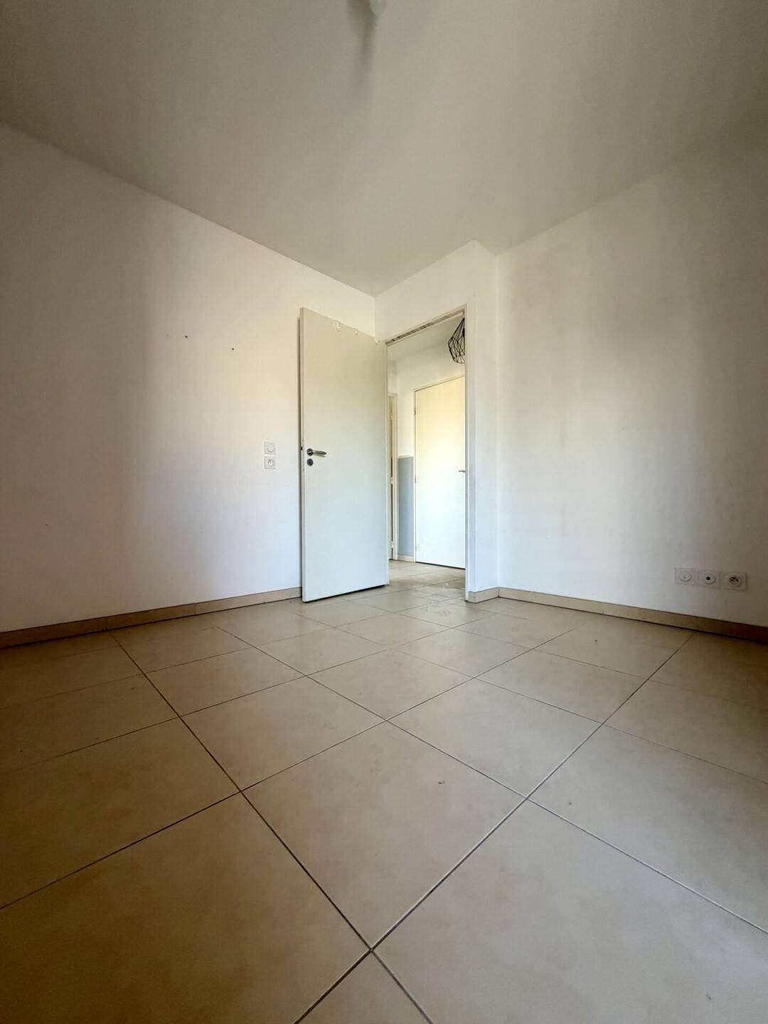 Appartement à louer, 59m², Marseille 3ème