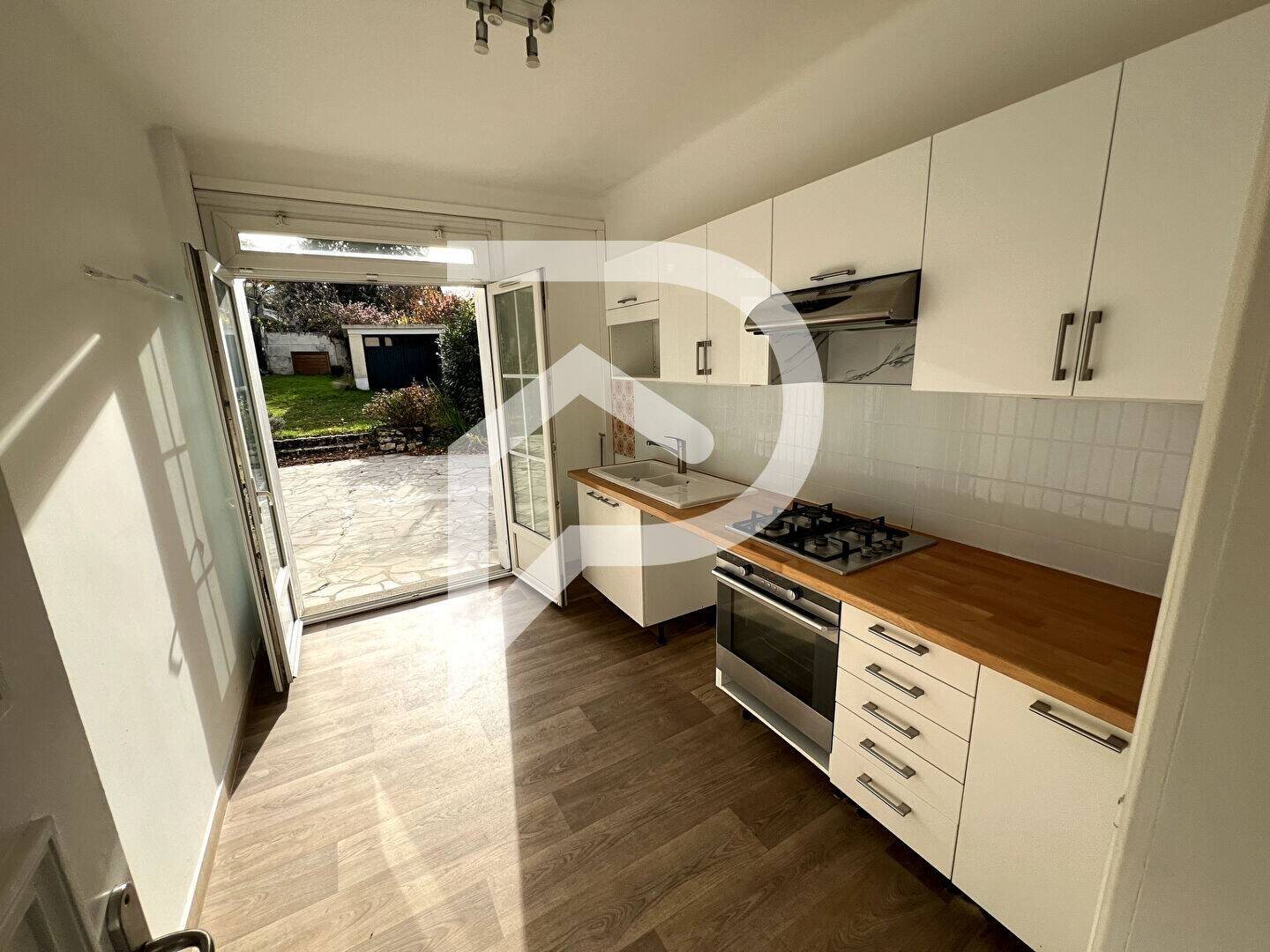 Maison à louer, 130m², Louveciennes