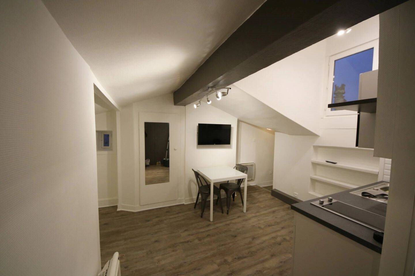 Appartement à louer, 22m², Lyon 2ème