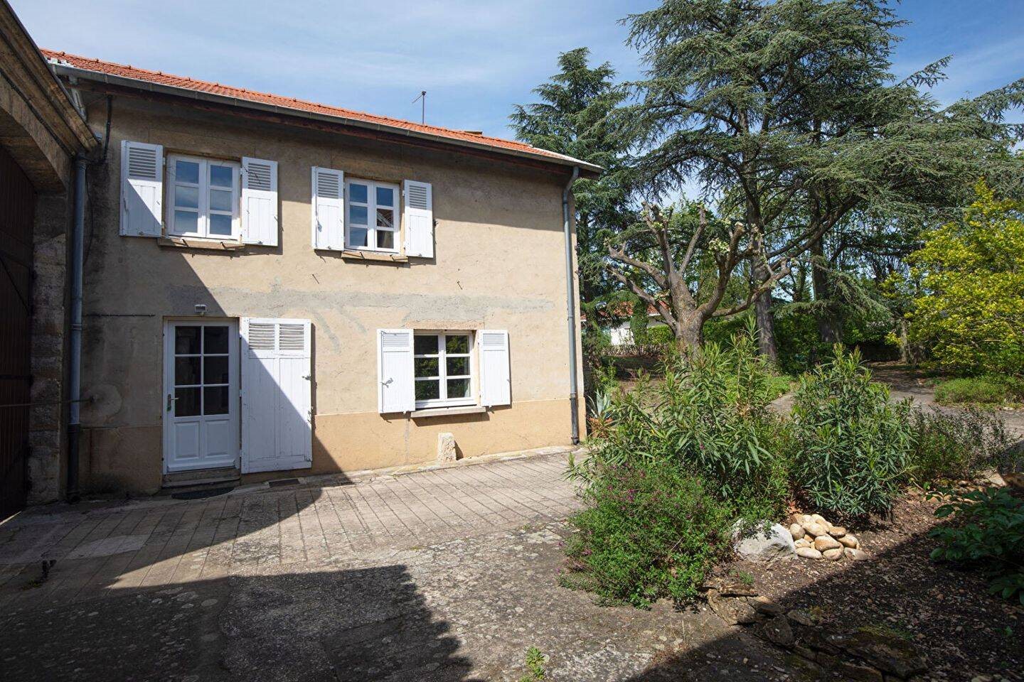 Maison à louer, 103m², Charly