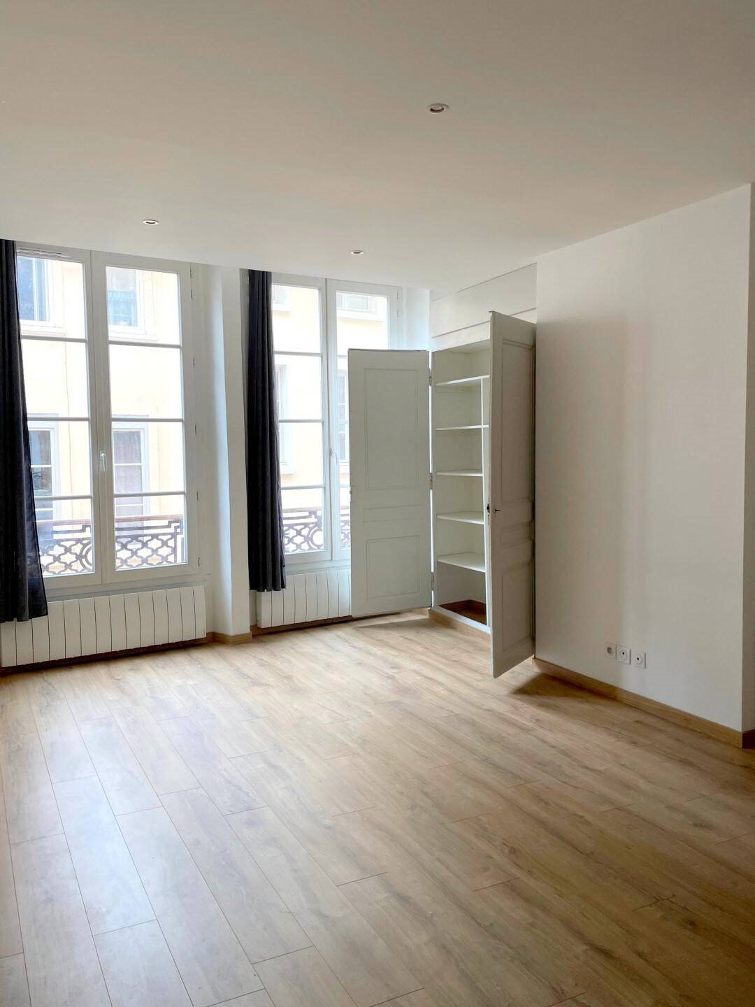 Appartement à louer, 45m², Lyon 1er