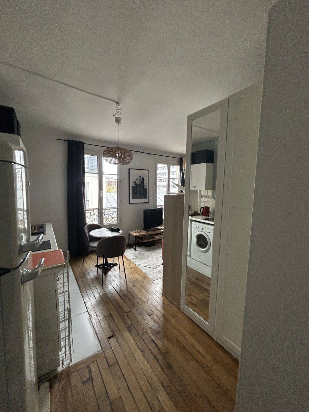 Appartement à louer, 25m², Paris 19ème