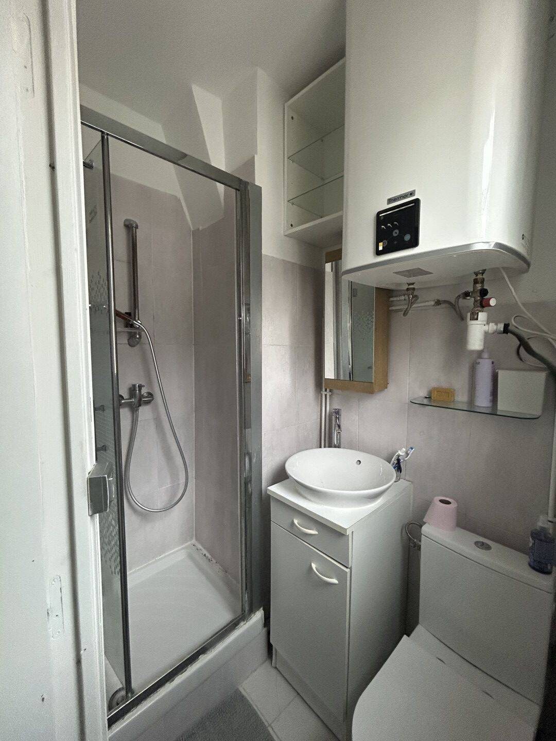 Appartement à louer, 25m², Paris 19ème