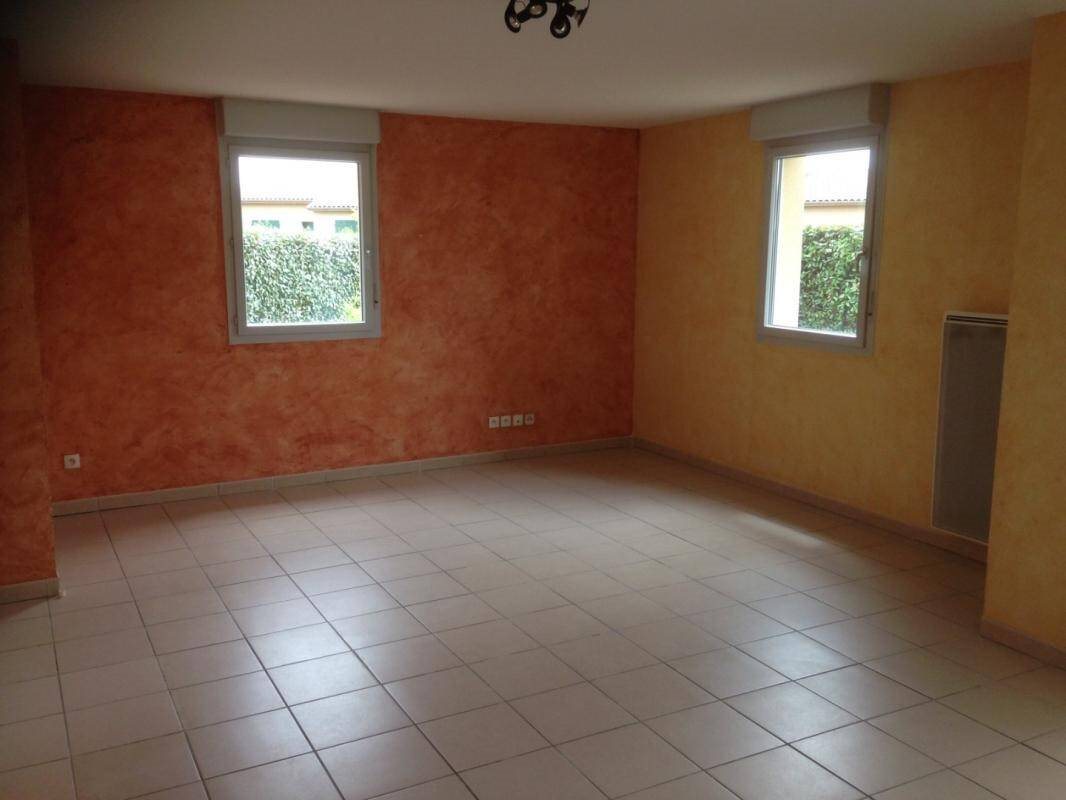Appartement à louer, 89m², Merville
