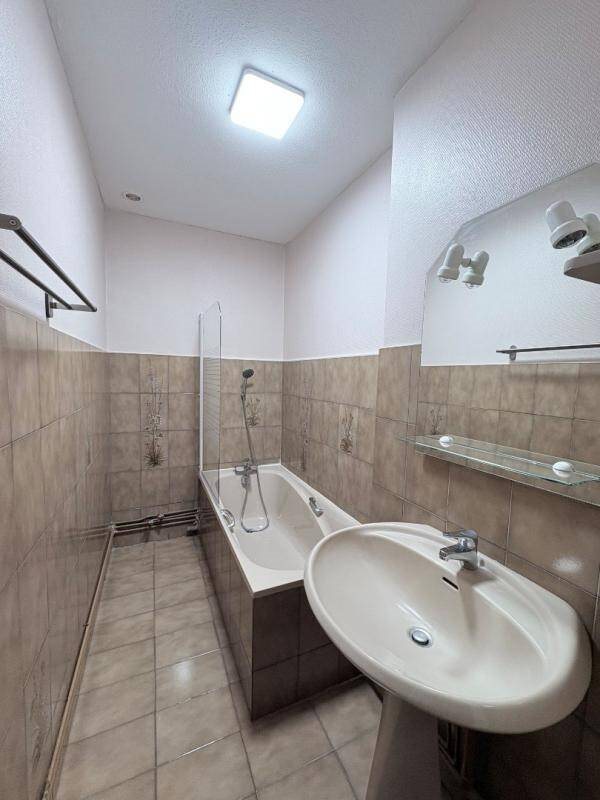 Appartement à louer, 55m², Saint-Etienne