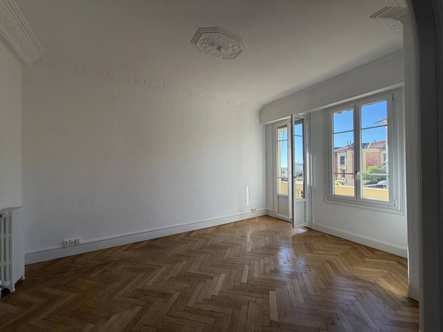 Appartement à louer, 85m², Nice