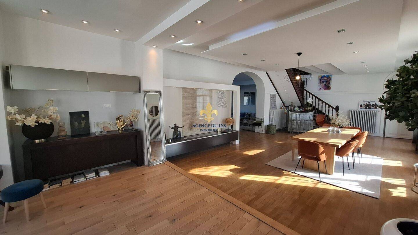 Maison à vendre, 333m², Lamorlaye