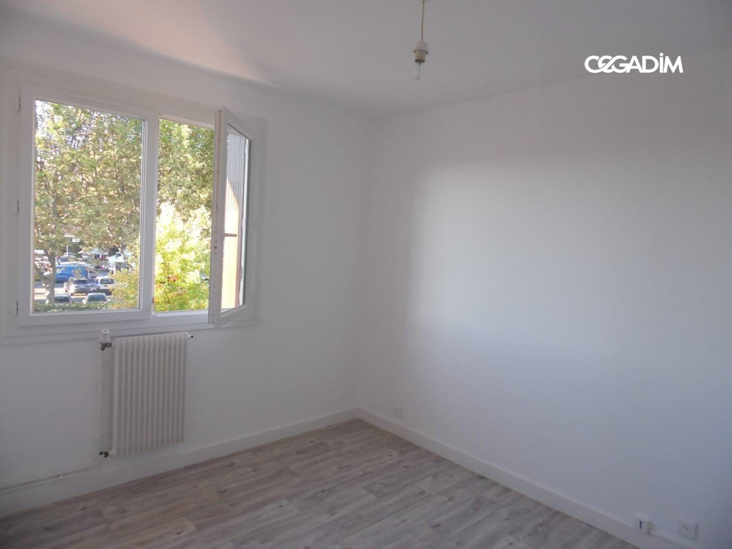 Appartement à louer, 30m², Cébazat