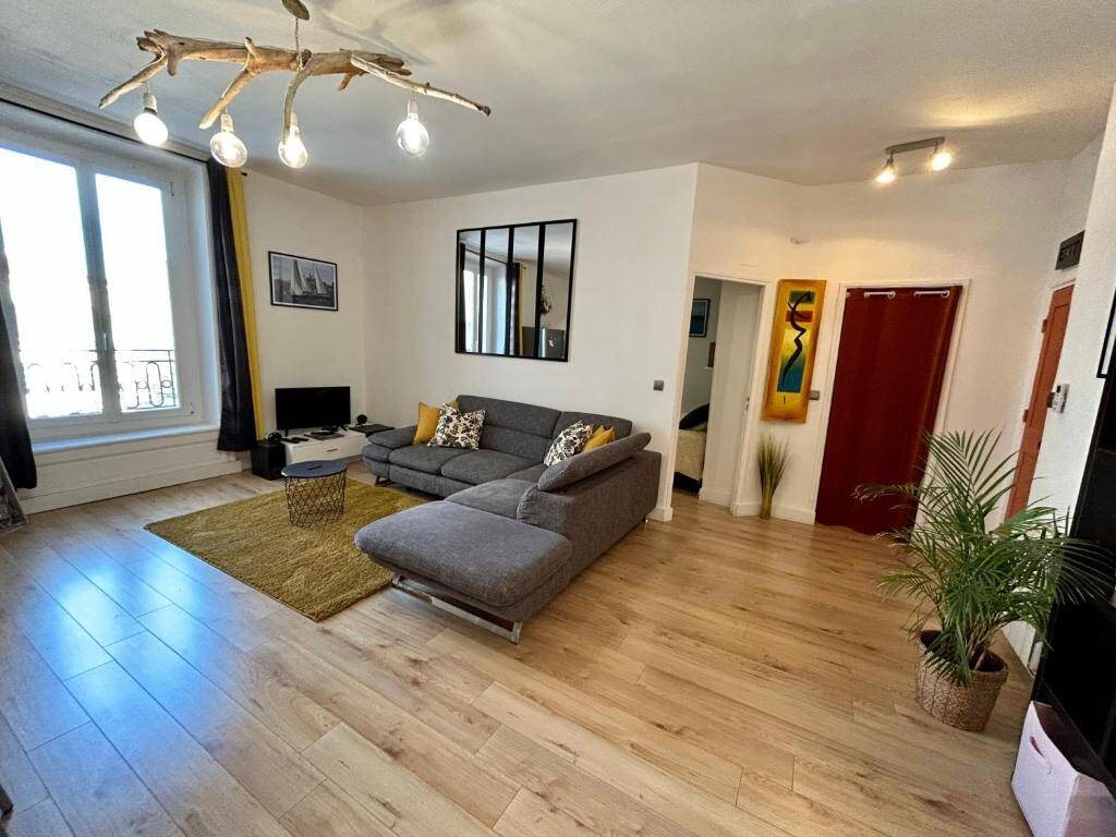 Appartement à louer, 64m², Marseille 1er