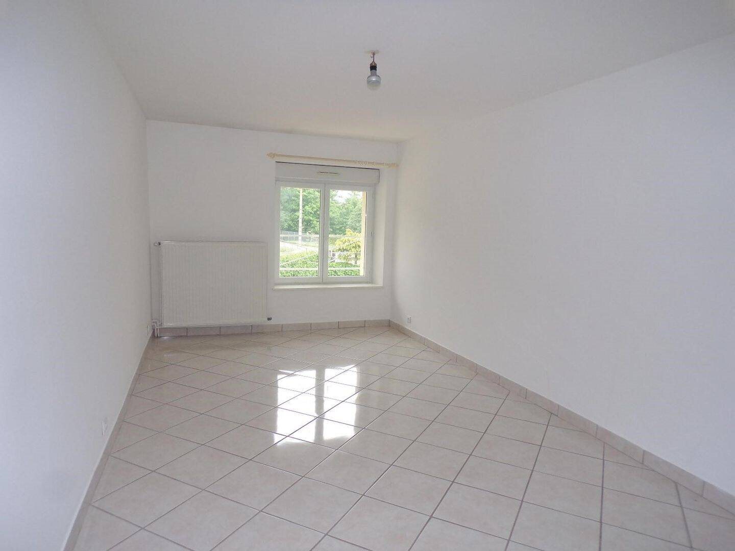 Maison à louer, 124m², Prissé