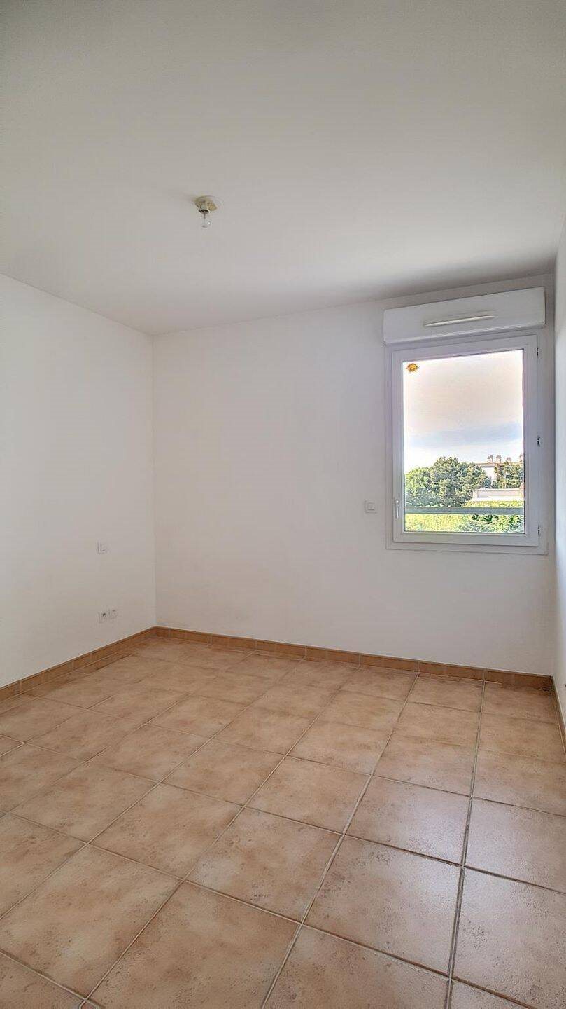 Appartement à louer, 46m², Marseille 8ème
