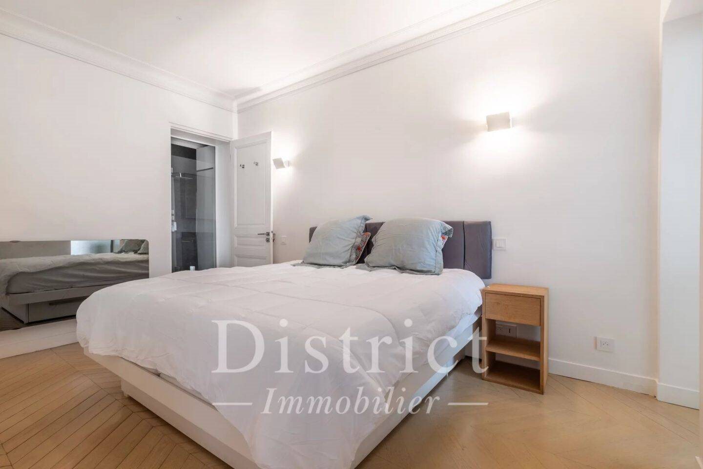 Appartement à louer, 65m², Paris 17ème