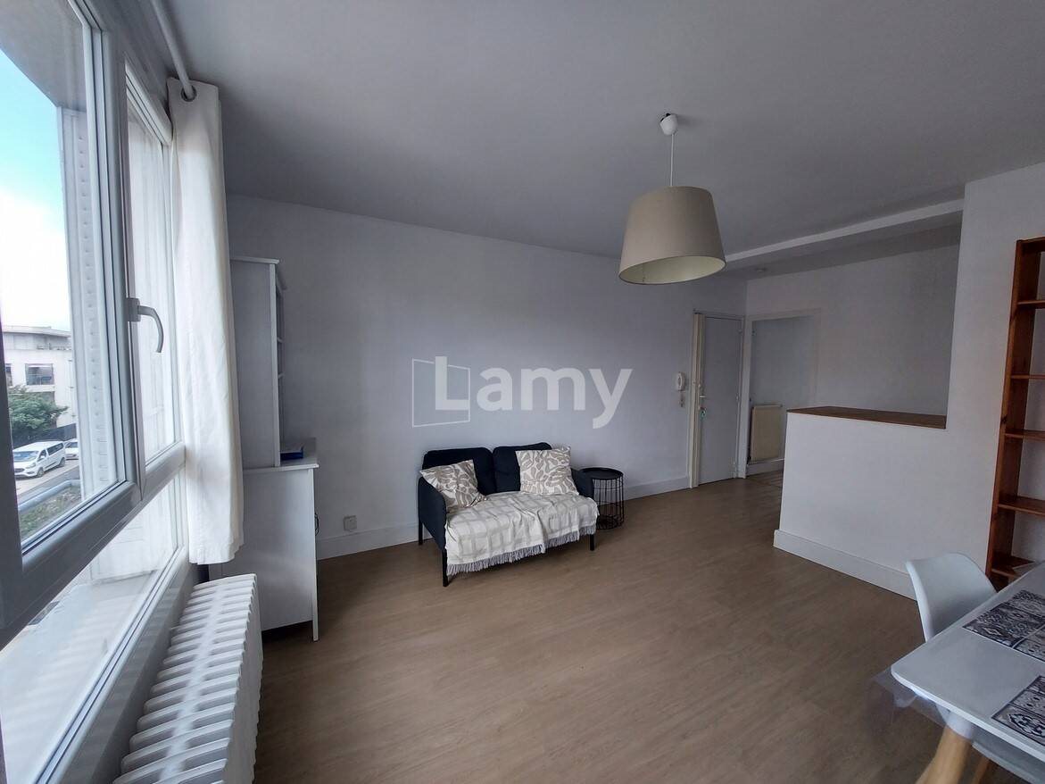 Appartement à louer, 54m², Nîmes