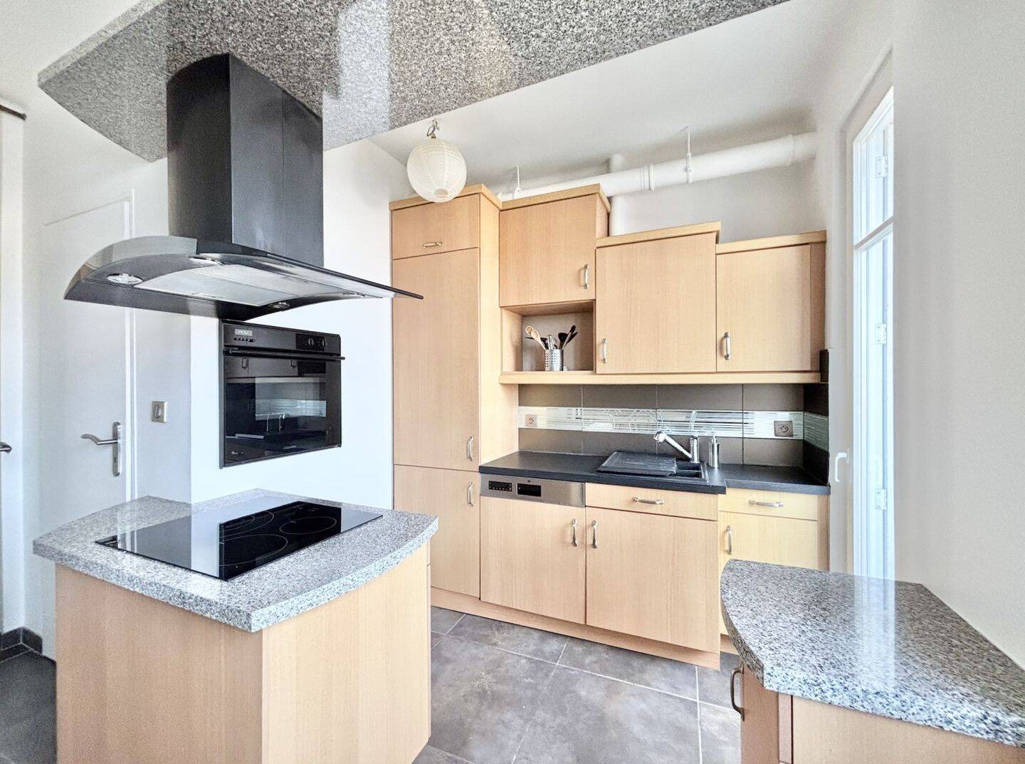 Appartement à louer, 100m², Metz