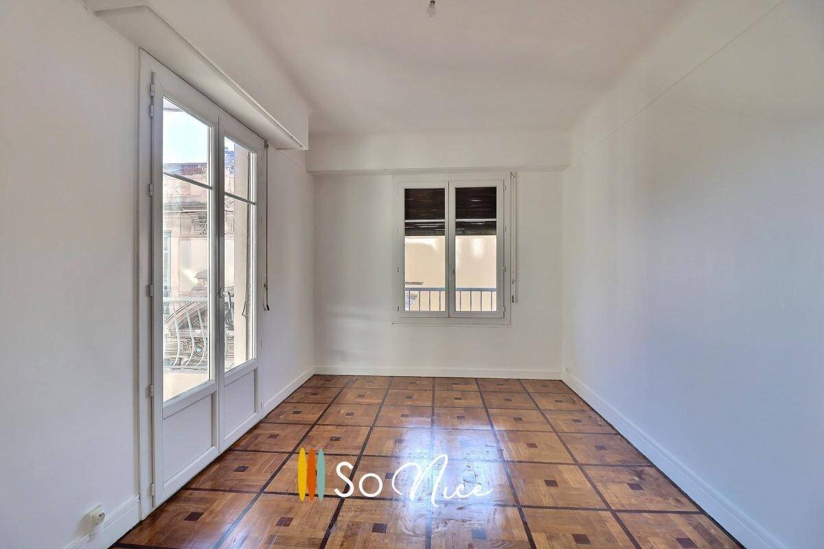 Appartement à louer, 65m², Nice