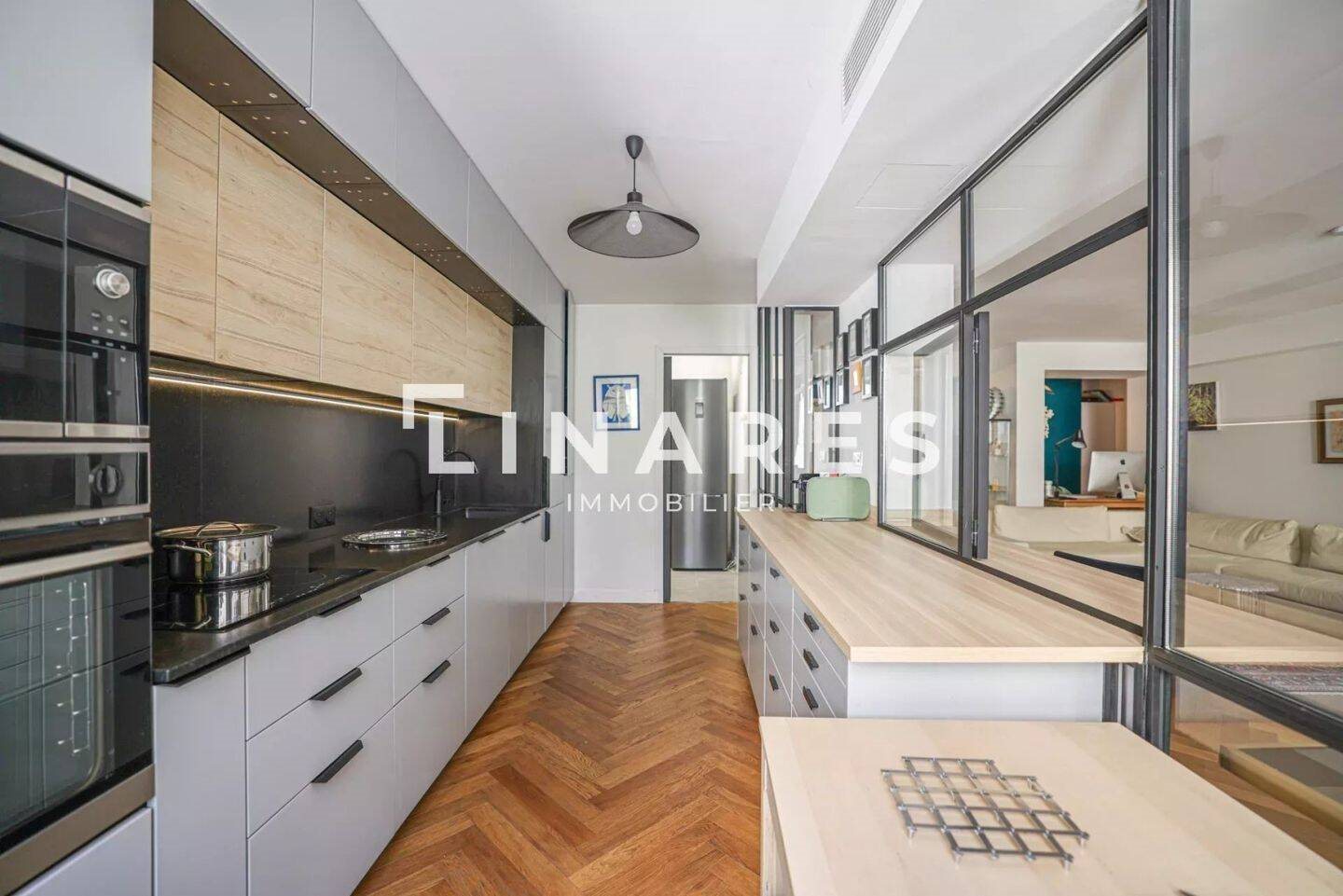 Appartement à louer, 115m², Marseille 8ème