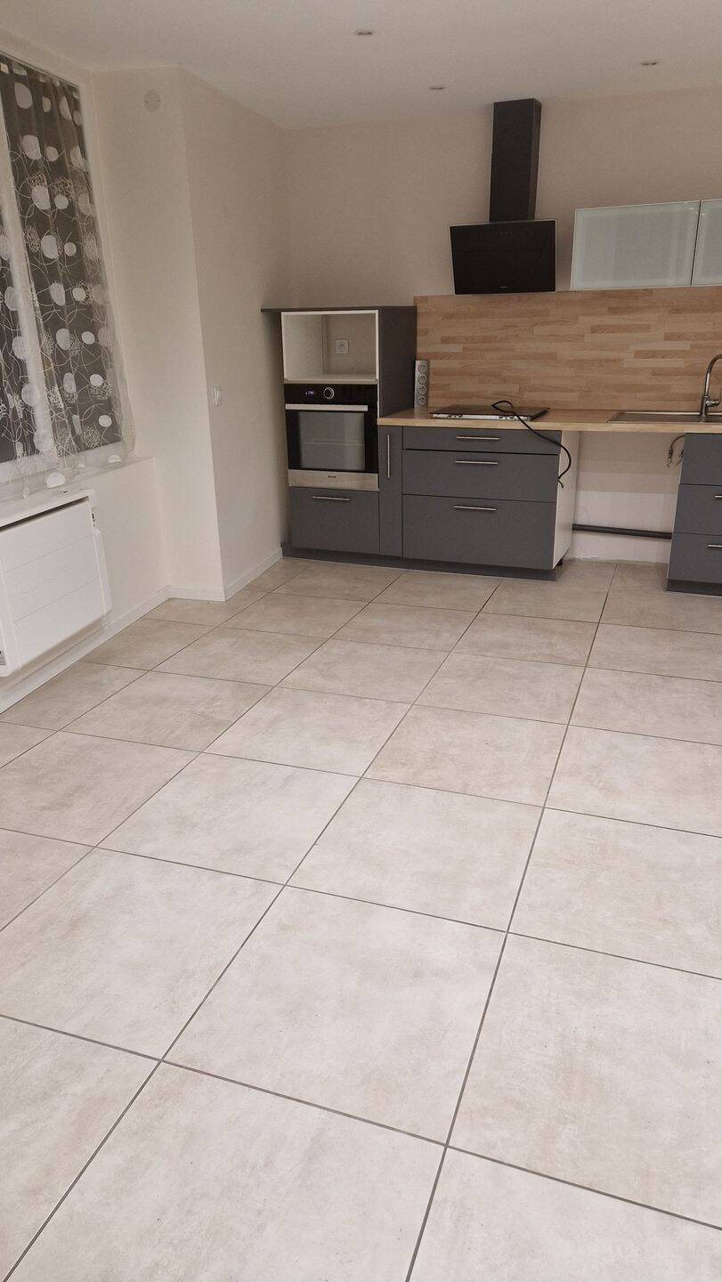 Appartement à louer, 47m², Taluyers