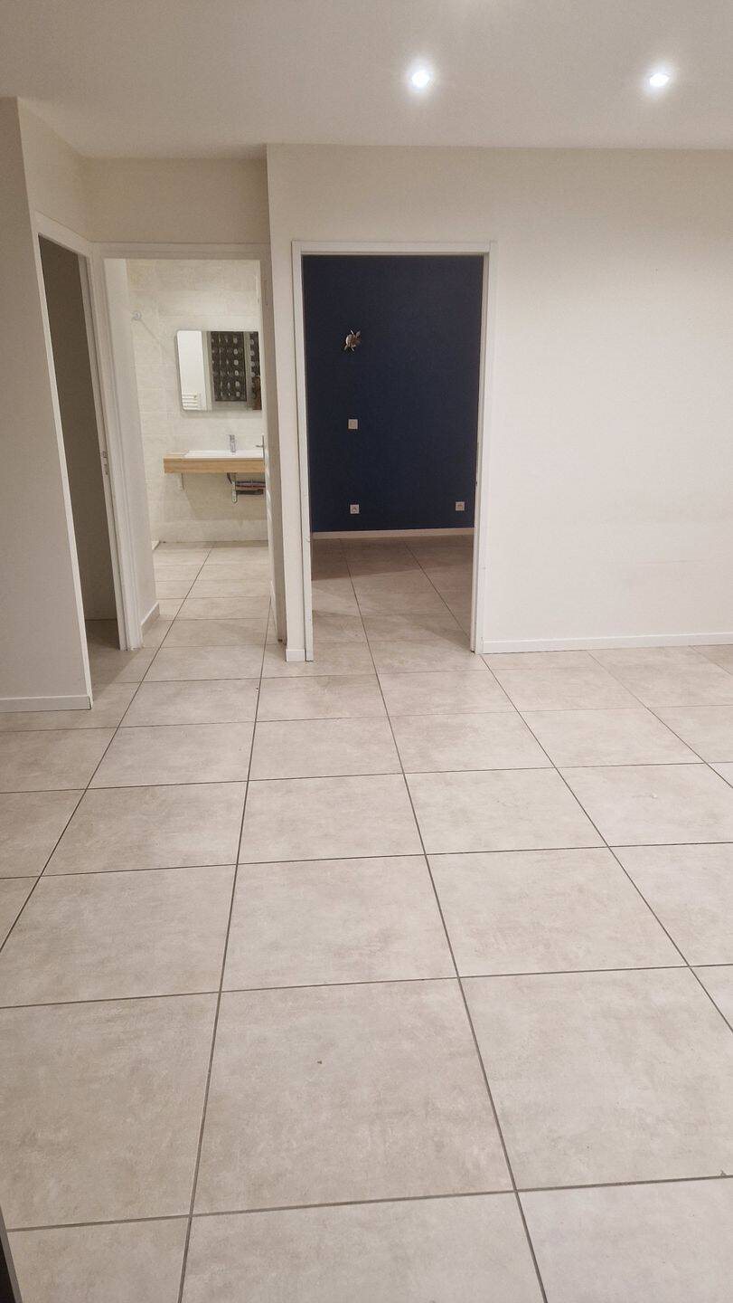 Appartement à louer, 47m², Taluyers