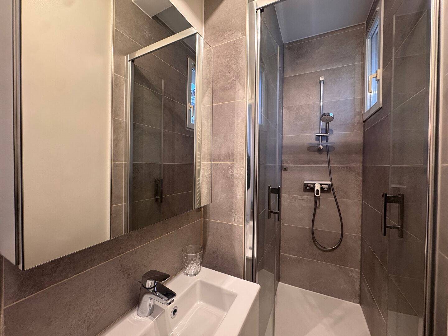 Appartement à louer, 22m², Paris 19ème