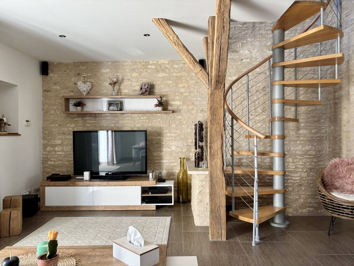 Maison à vendre, 140m², Neuville-de-Poitou