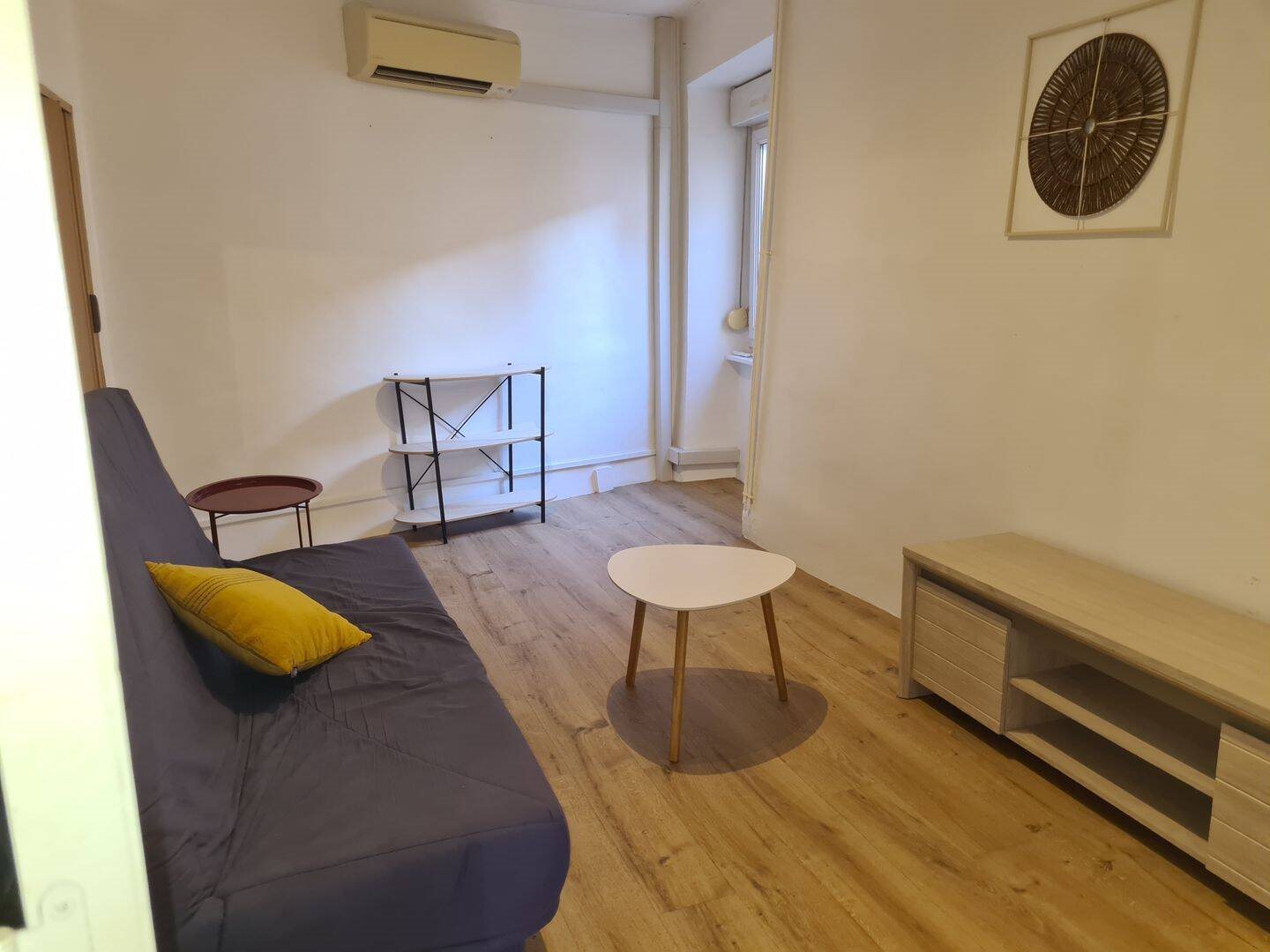 Appartement à louer, 52m², Pezens