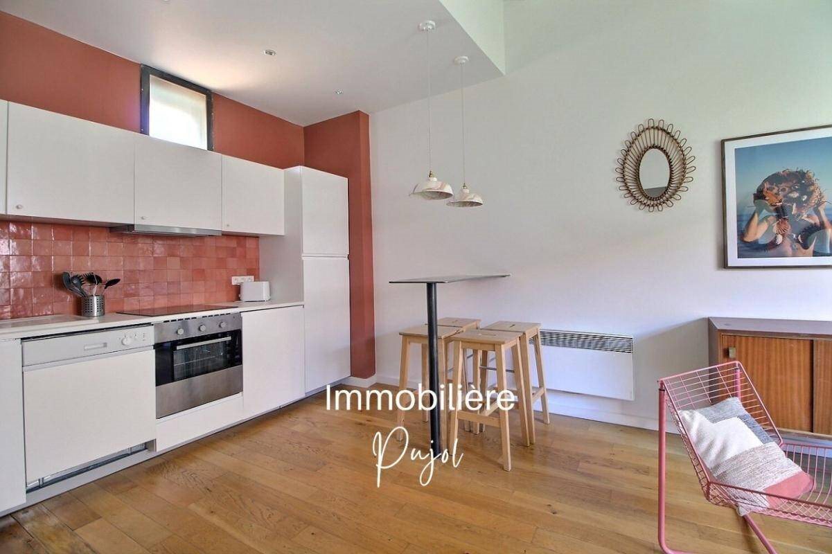 Appartement à louer, 34m², Marseille 6ème