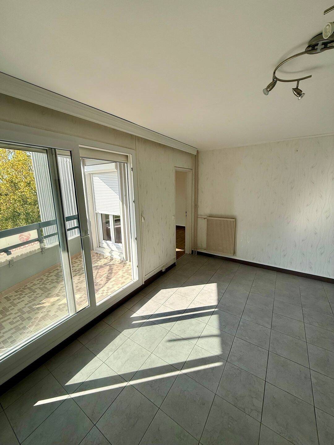 Appartement à louer, 87m², Charleville-Mézières