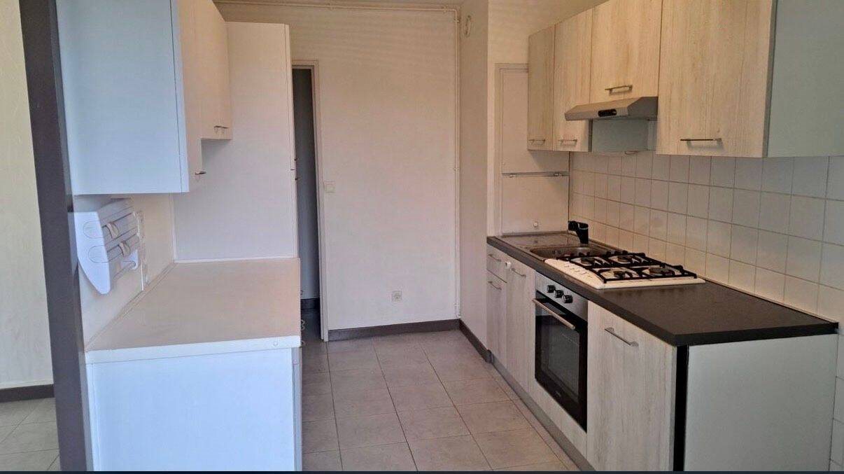 Appartement à louer, 87m², Charleville-Mézières