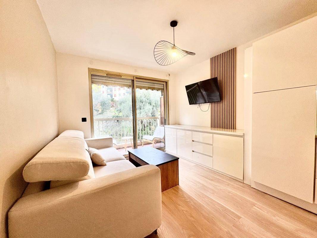 Appartement à louer, 17m², Nice