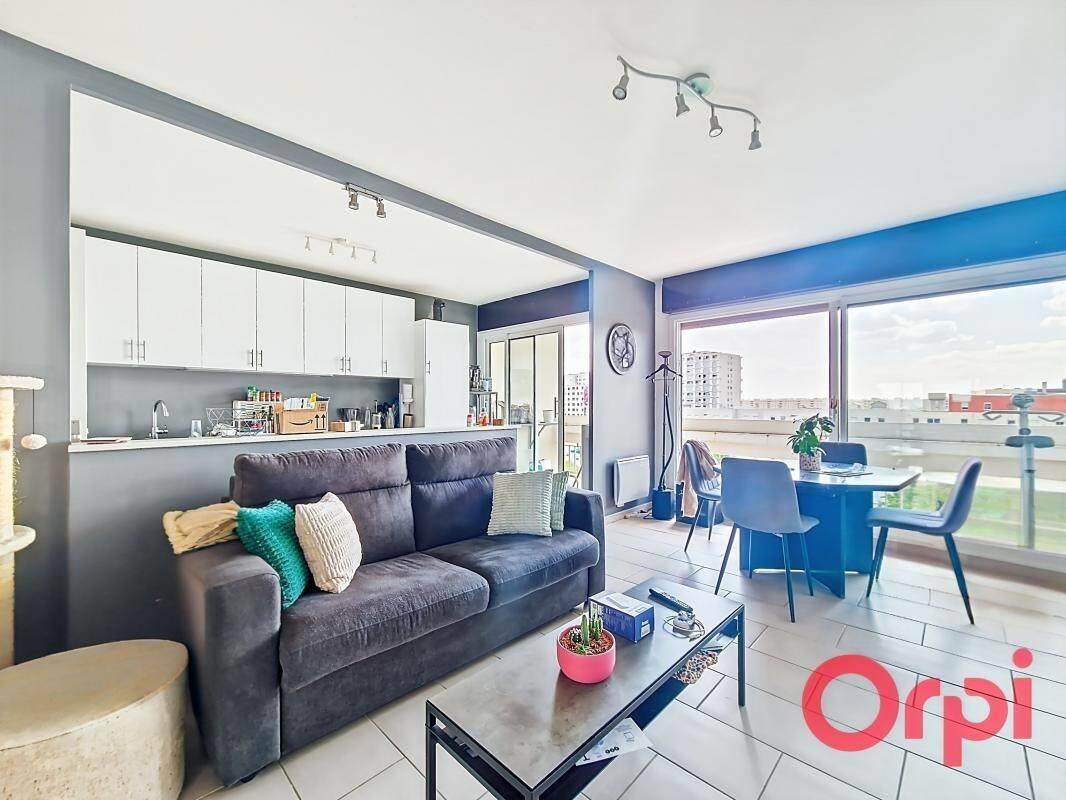 Appartement à louer, 67m², Lyon 8ème