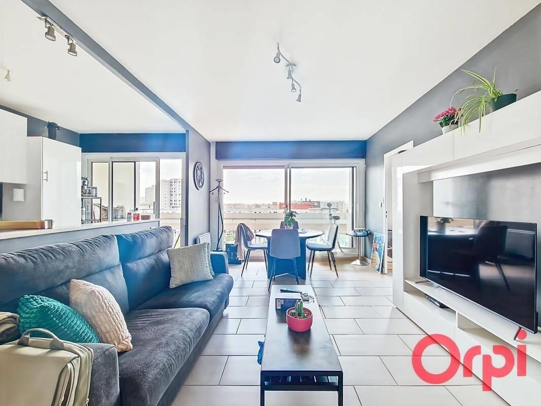 Appartement à louer, 67m², Lyon 8ème