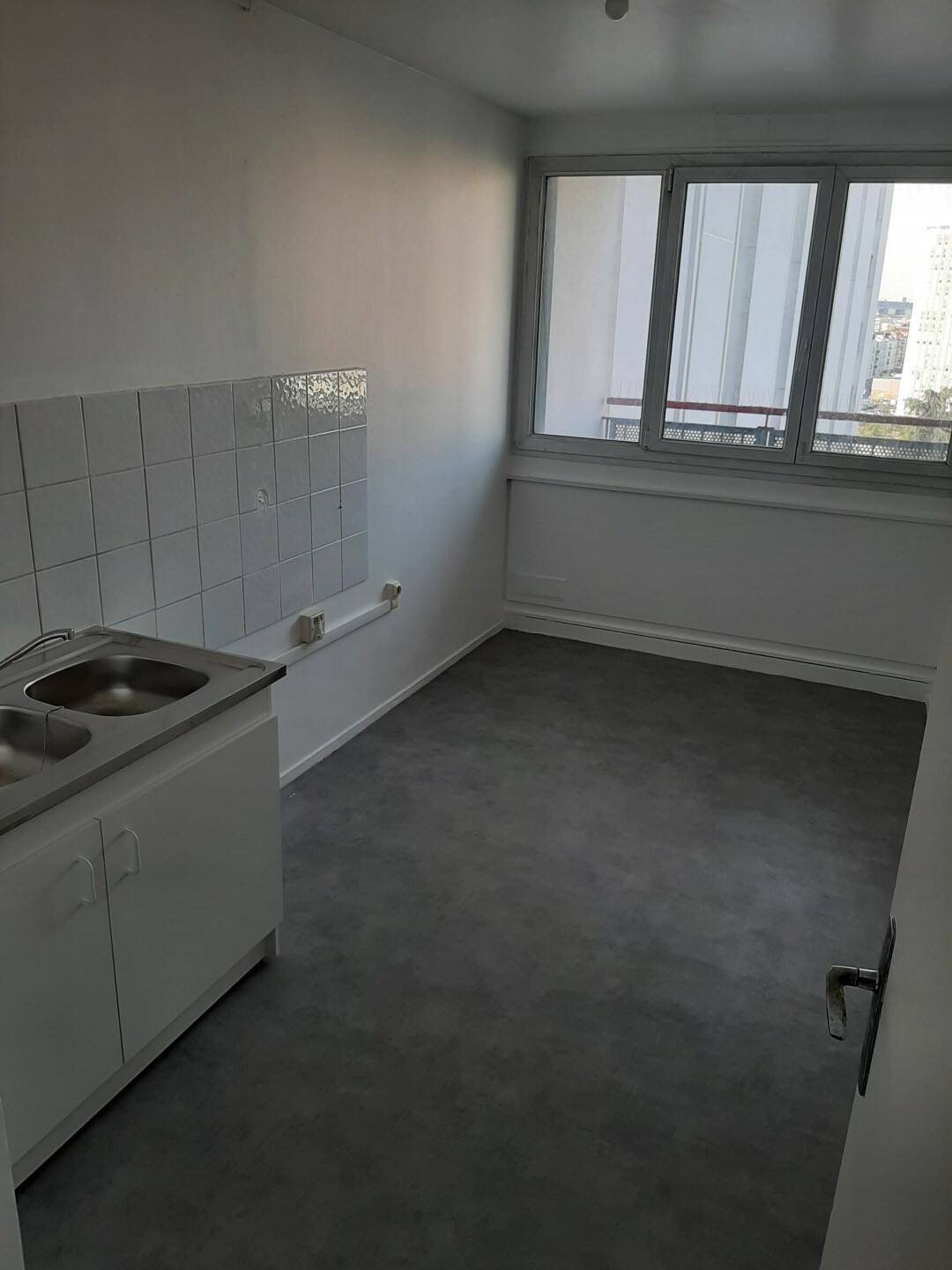 Appartement à louer, 72m², Pantin
