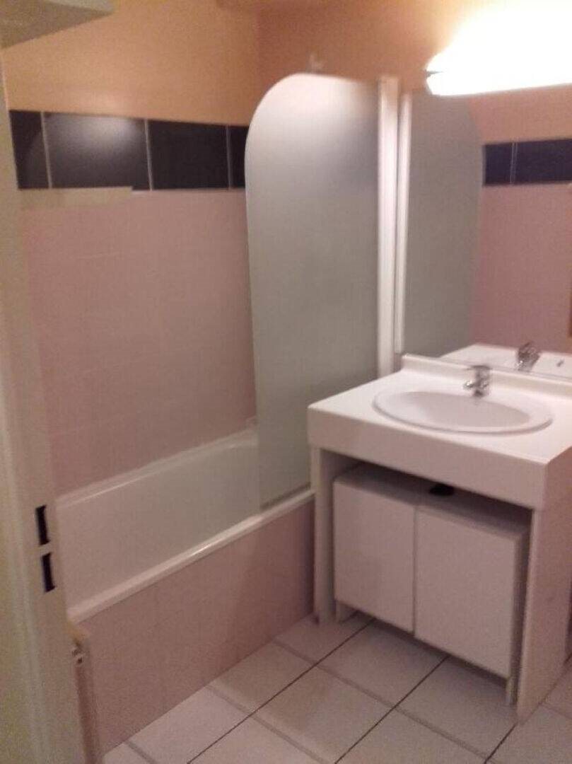 Appartement à louer, 68m², Lyon 8ème