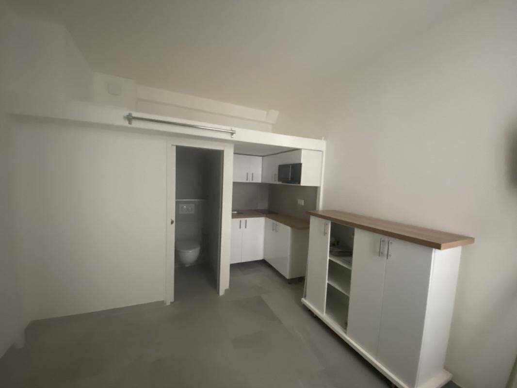 Appartement à louer, 13m², Paris 17ème