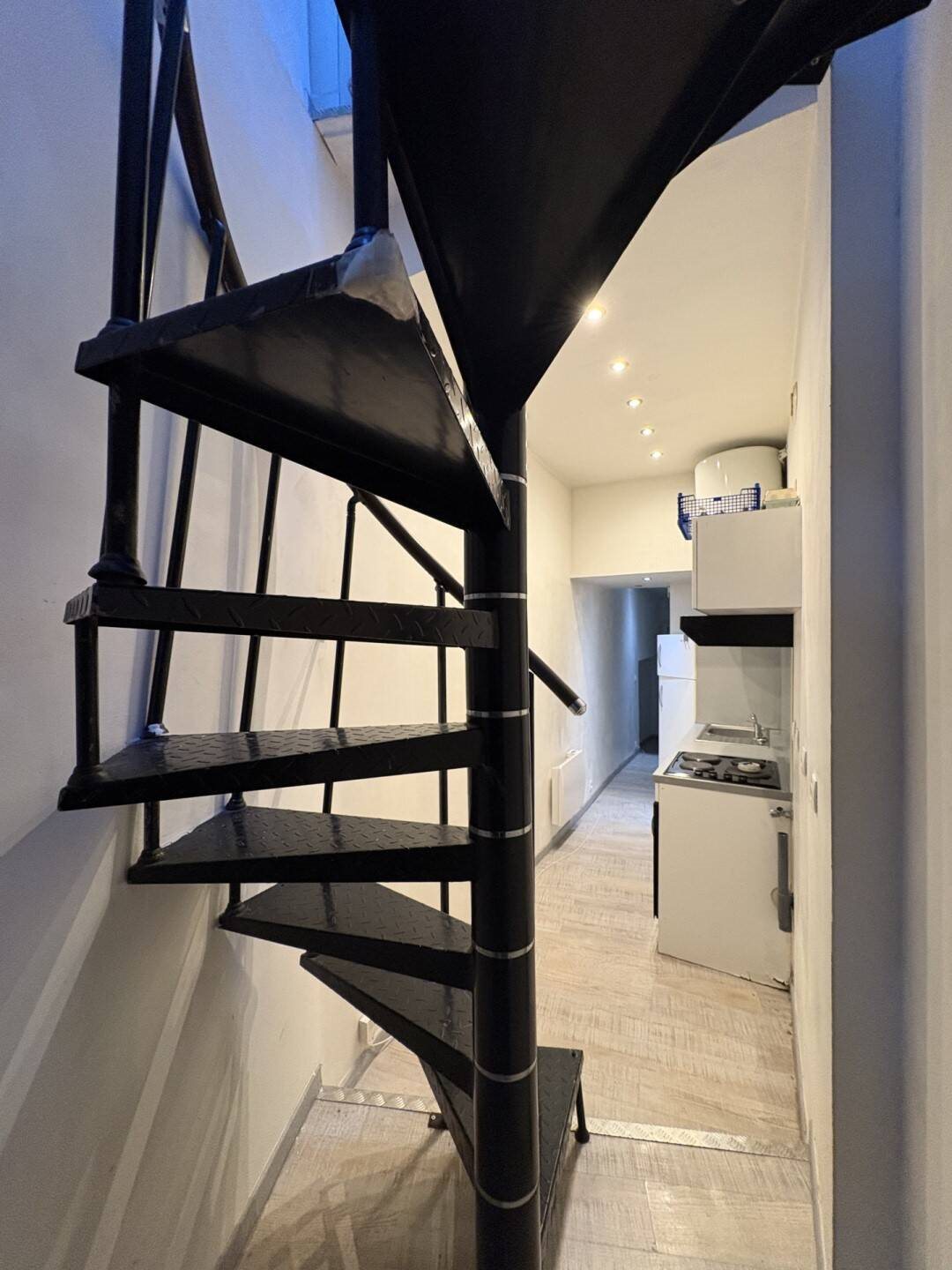 Appartement à louer, 25m², Marseille 11ème