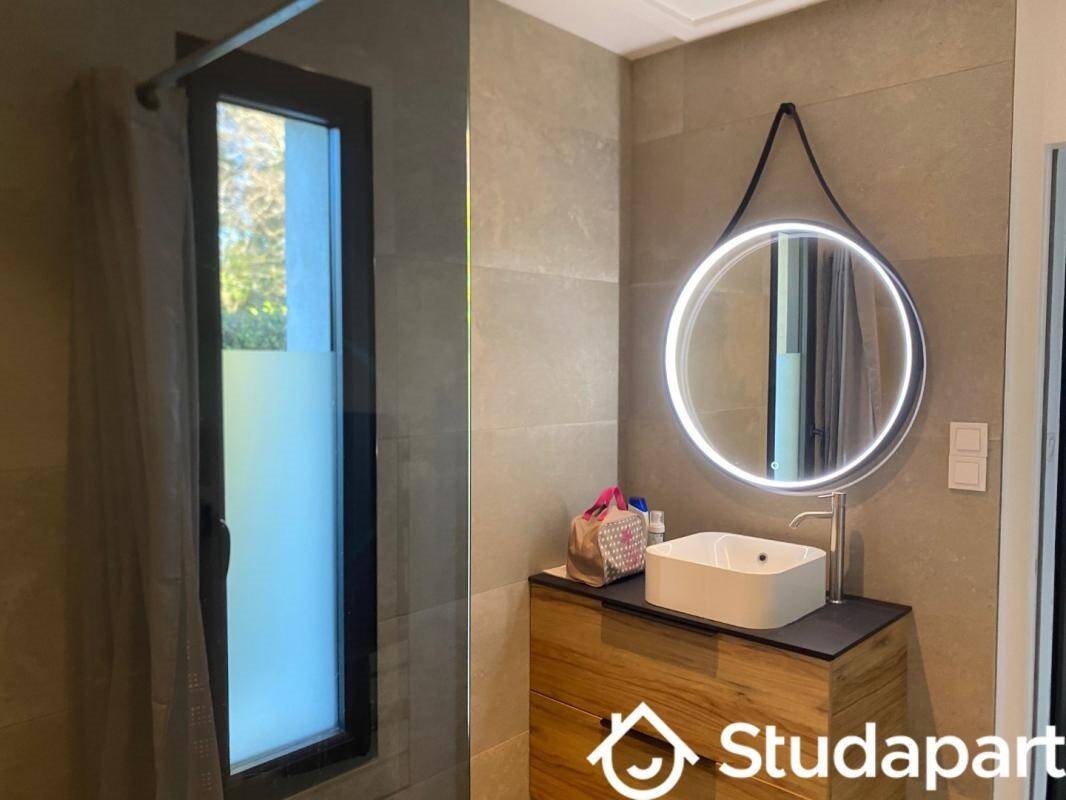 Appartement à louer, 38m², Roquefort-les-Pins