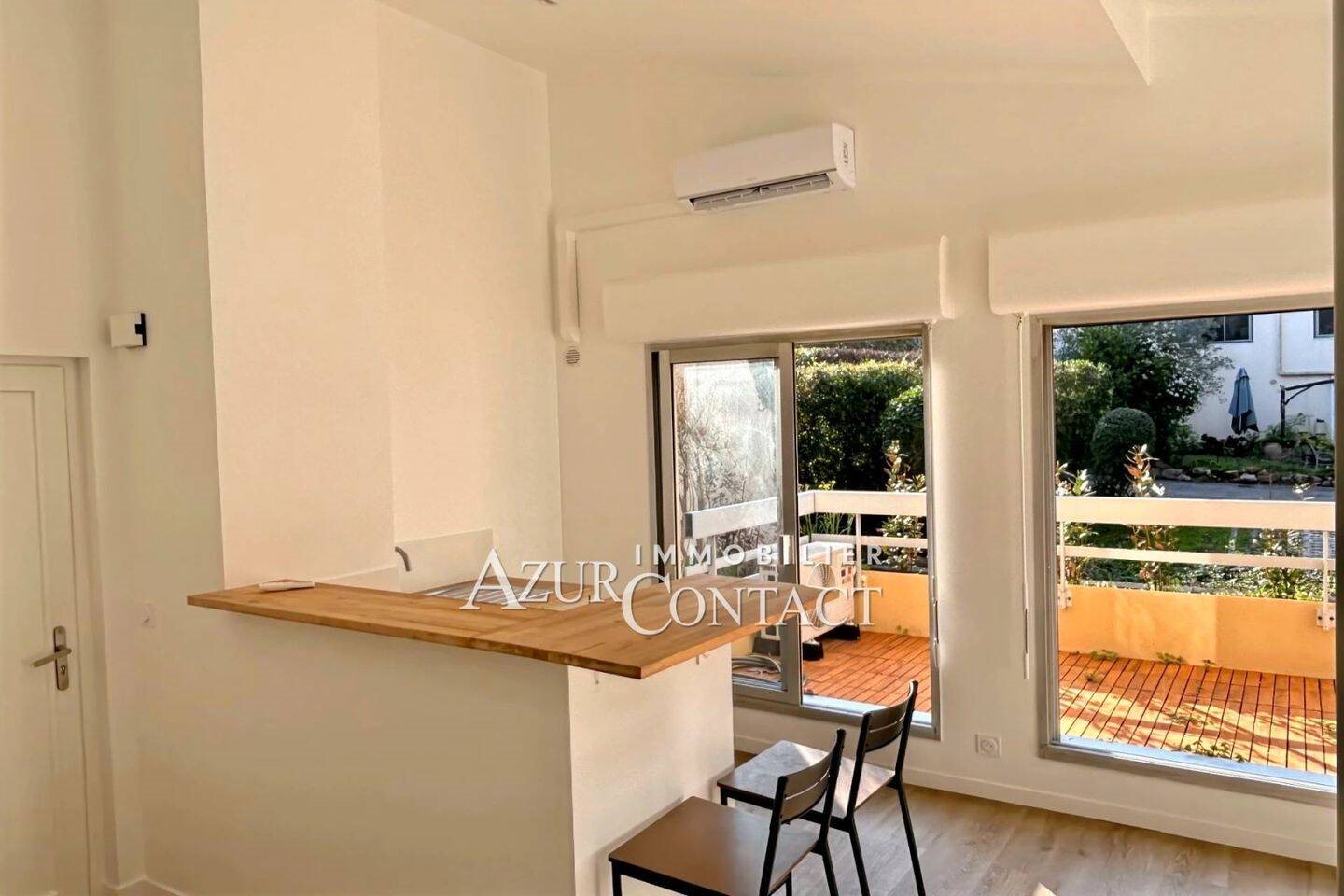 Appartement à louer, 31m², Valbonne