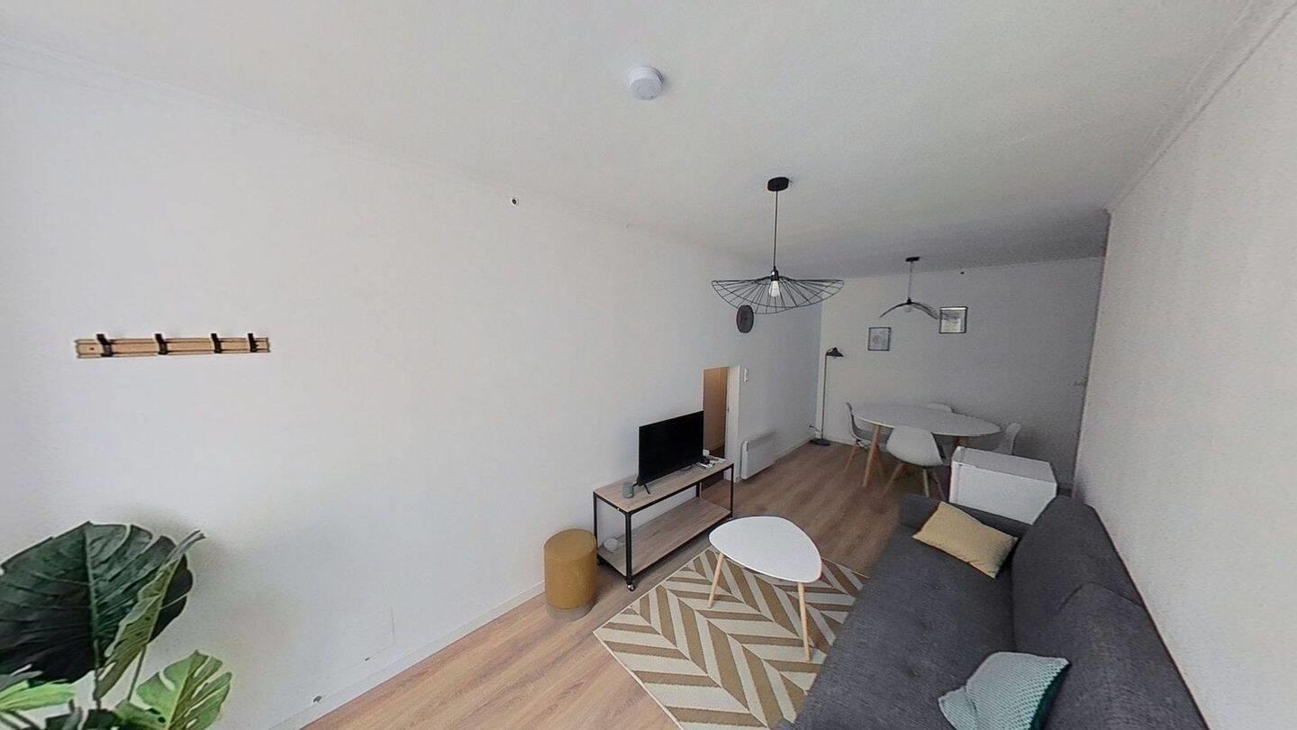Appartement à louer, 35m², Nîmes