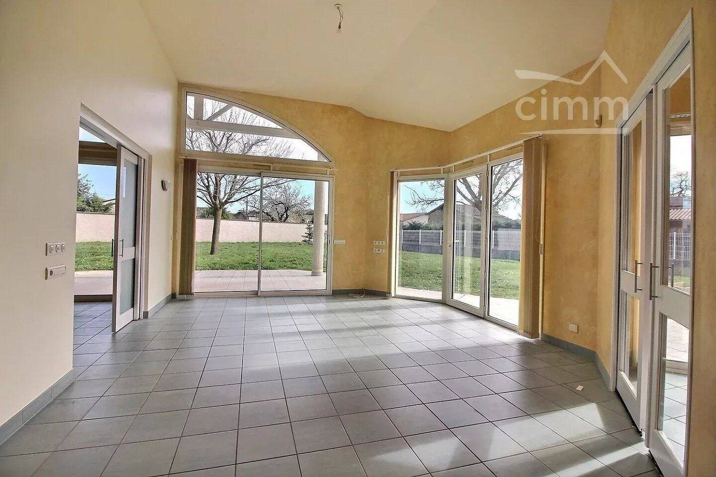 Maison à louer, 206m², Jarcieu