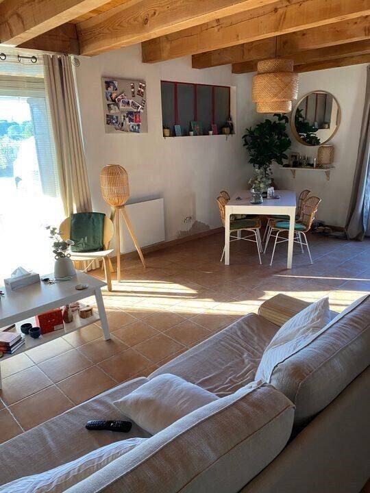 Maison à louer, 80m², Aigues-Mortes