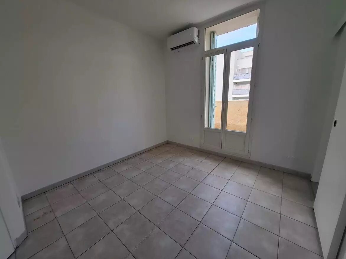 Appartement à louer, 37m², Marseille 11ème