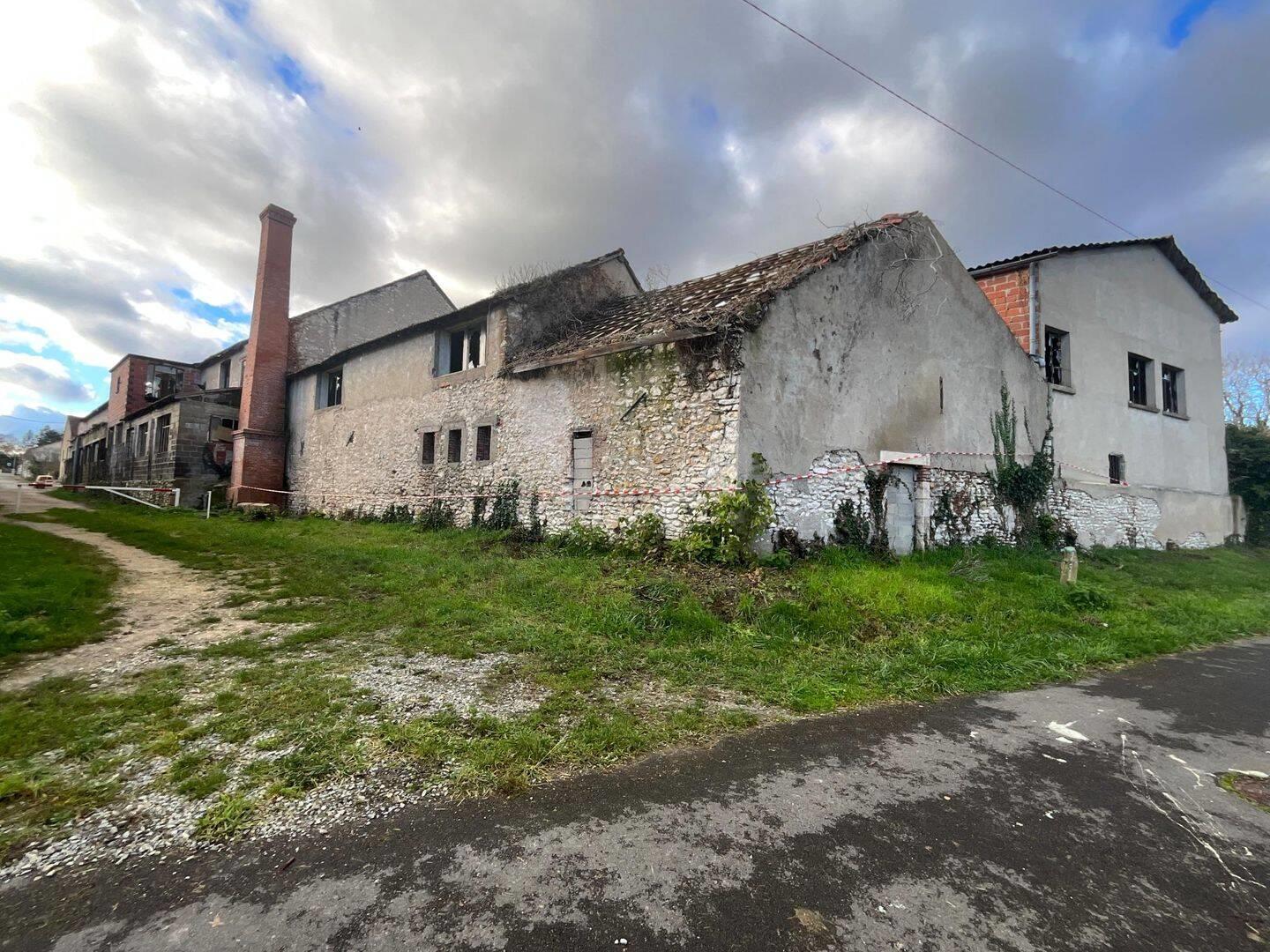 Appartement à vendre, 4000m², Mehun-sur-Yèvre