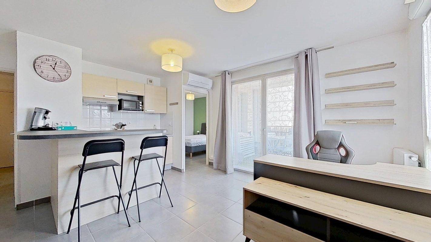 Appartement à louer, 43m², Pierre-Bénite
