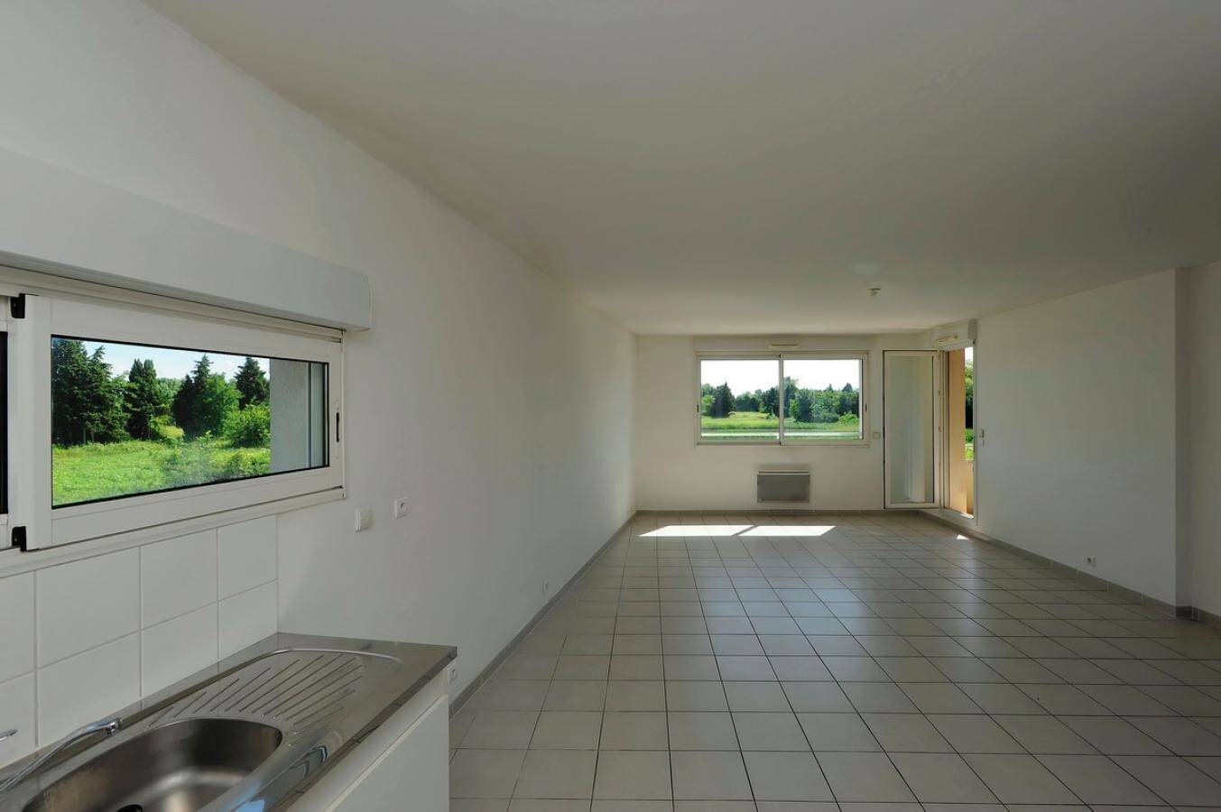 Appartement à louer, 76m², Entraigues-sur-la-Sorgue