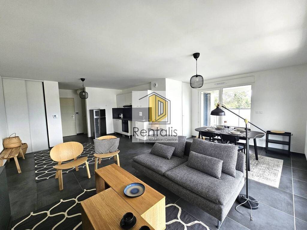 Appartement à louer, 88m², Saint-Genis-Pouilly