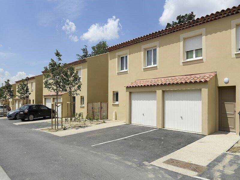 Maison à louer, 82m², Mazan